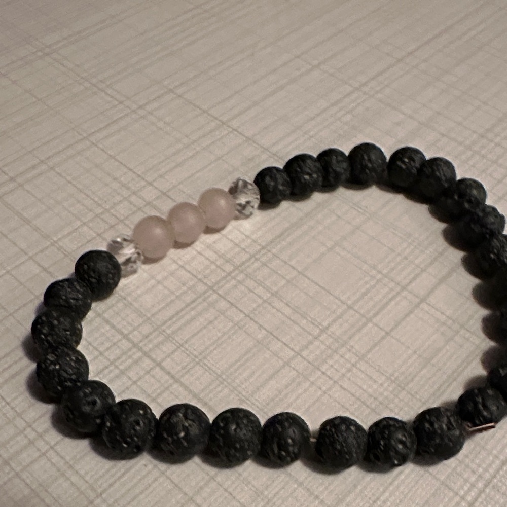 Black and translucent Rock Beaded Bracelet